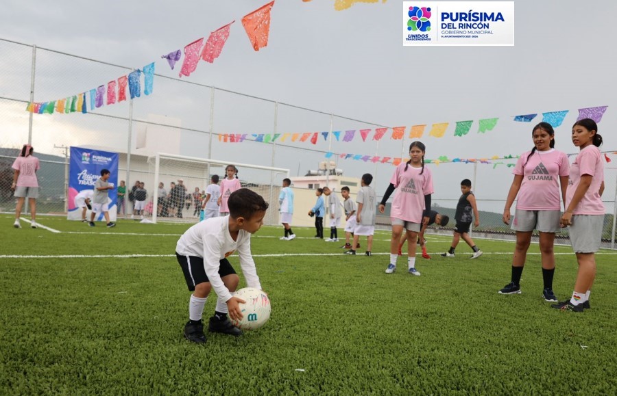 Estrenan cancha en Valle de Los Girasoles