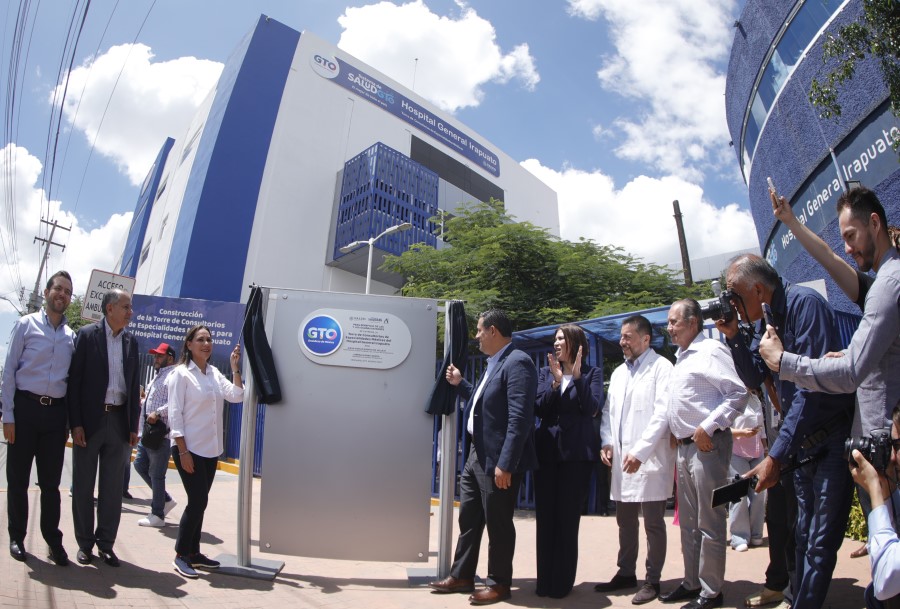 Entrega Gobernador Torre de Especialidades Médicas