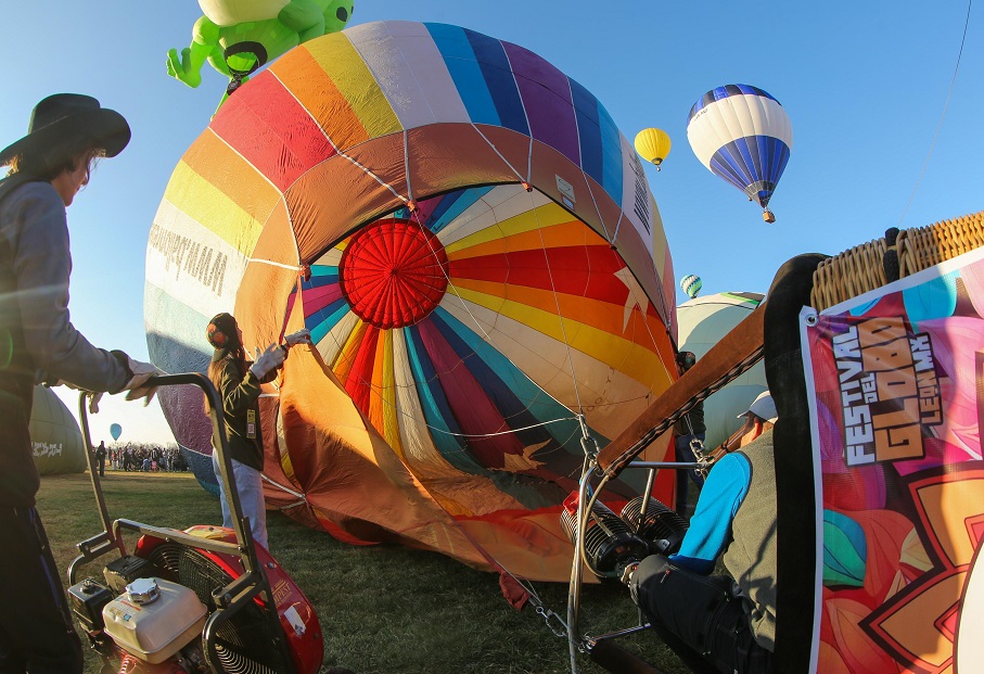 Abre Gobernadora Festival Internacional del Globo 2024