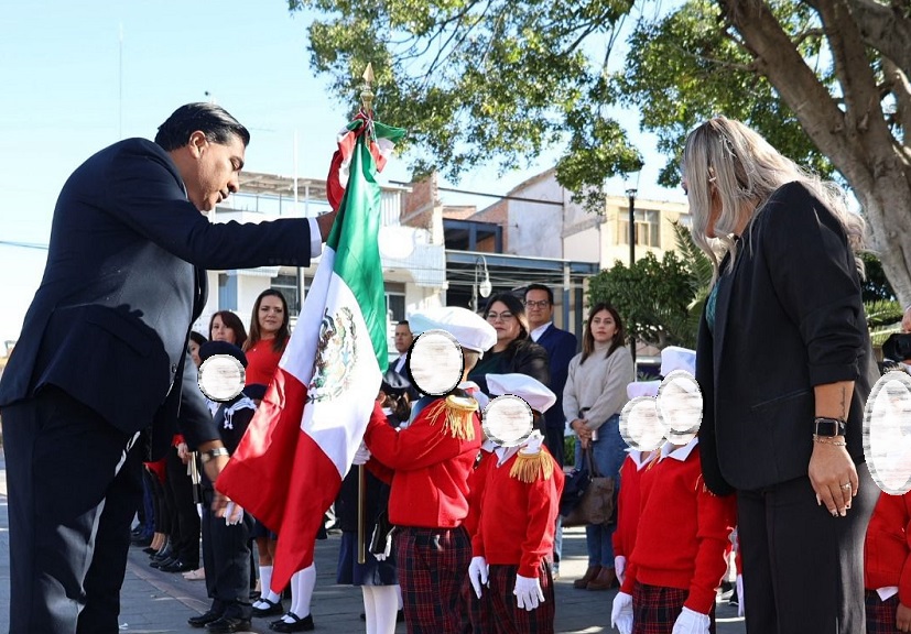 Purísima reafirma respeto a la bandera mexicana