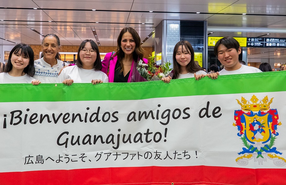 Inicia Gobernadora gira de trabajo en Japón