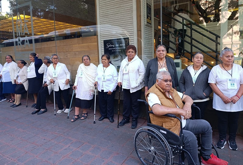 Acercan a padres con sus hijos migrantes