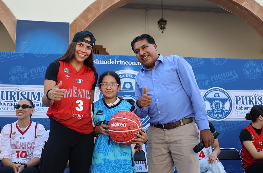 Entrena en Purísima Selección Mayor de basquet
