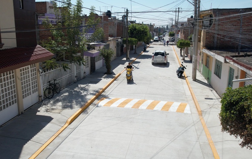 Entregan pavimentación en Purísima