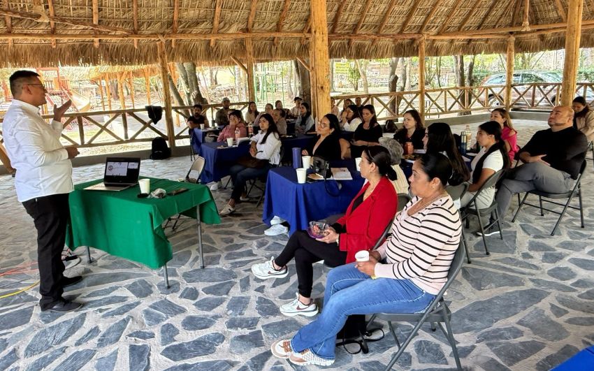 Capacita Purísima a personal del sector turismo Capacita Purísima a personal del sector turismo