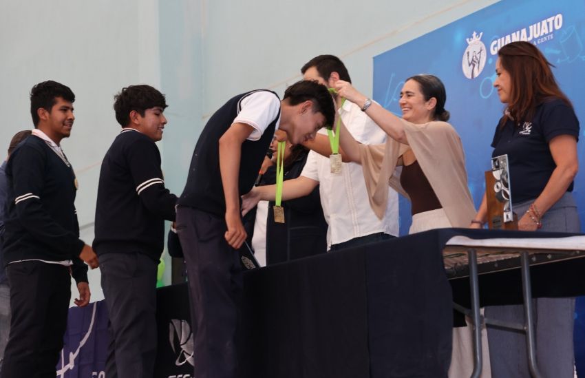 Destaca SABES en INFOMATRIX