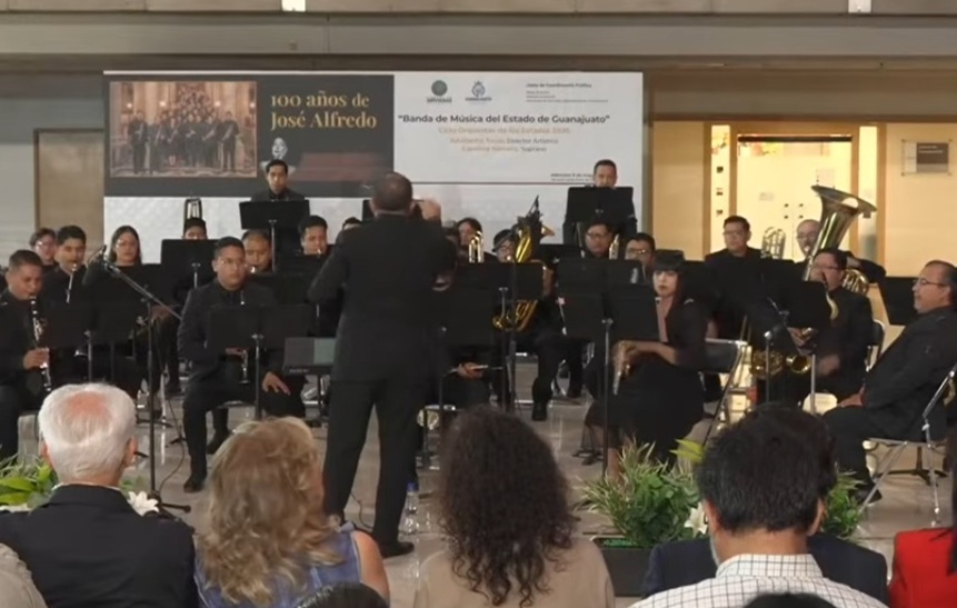 Banda de Música del Estado resuena en Palacio Legislativo