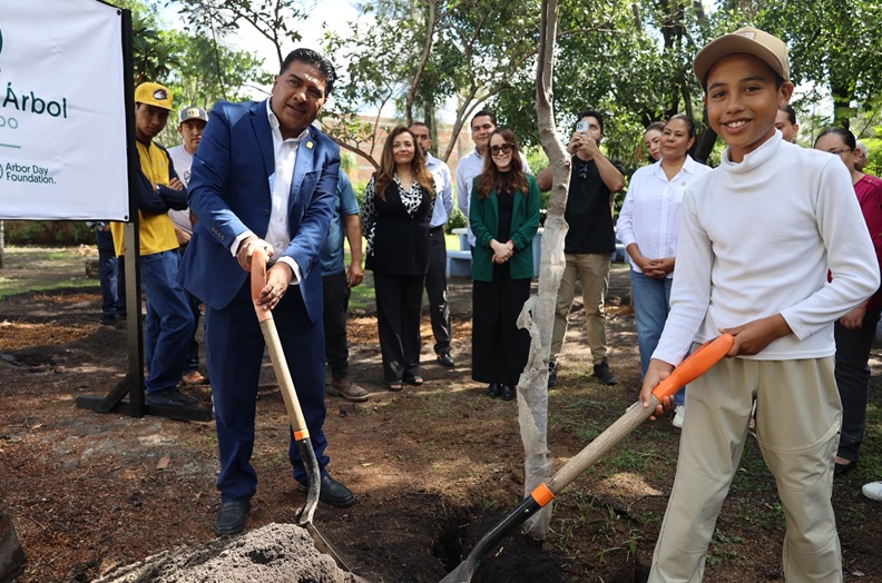 Promueve Purísima el Arbolado Urbano Promueve Purísima el Arbolado Urbano