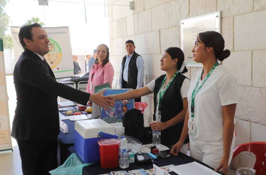 Colaboran Gobierno y civiles en beneficio de leoneses Colaboran Gobierno y civiles en beneficio de leoneses
