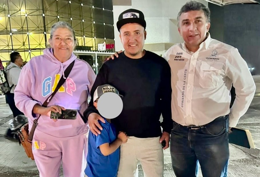 Apoyan a padre e hijo migrantes a regresar Apoyan a padre e hijo migrantes a regresar