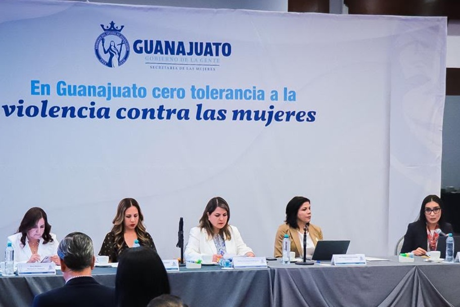 Trabajan por seguridad de mujeres, adolescentes y niñas Trabajan por seguridad de mujeres, adolescentes y niñas