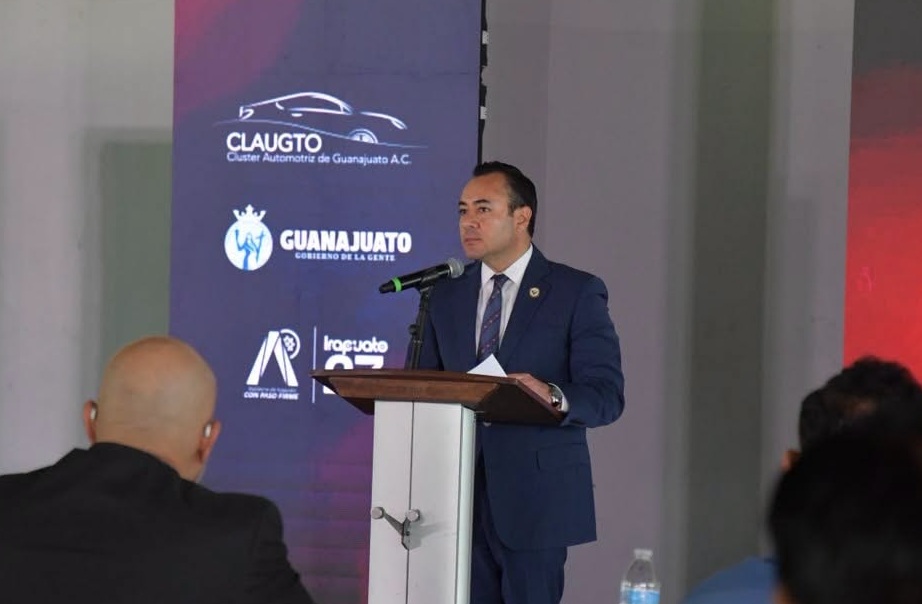 Convocan a crear condiciones e impulsar la industria
